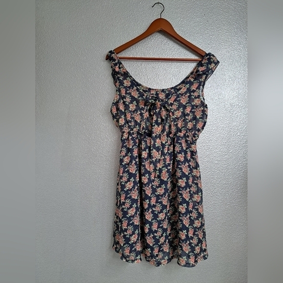 Rue 21 Sleeveless Off The Shoulder Floral Print Mini Dress - Picture 3 of 8